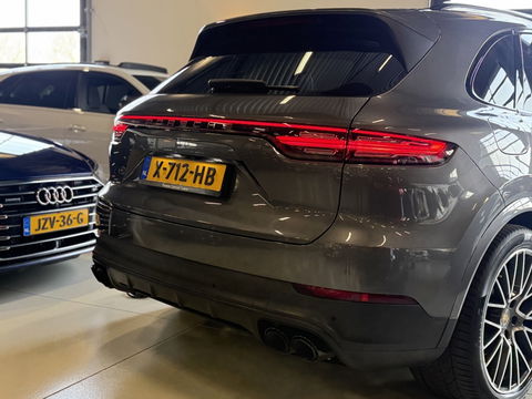 Porsche Cayenne 3.0 E-Hybrid 462PK / Platinum Edit. / 2022 / 360°