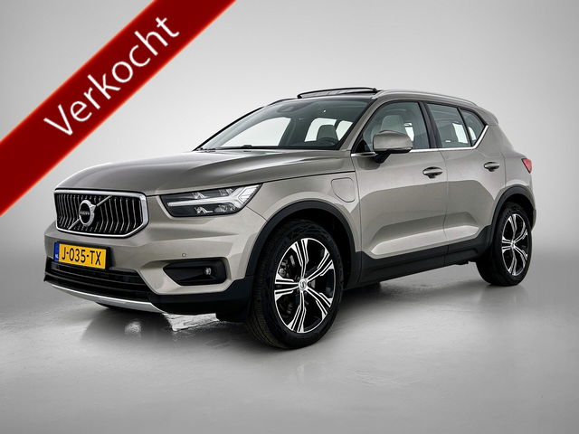Volvo XC40 - T5 180PK Hybride SOH 91% Inscription / Panoramadak / Leder / Trekhaak / airco-ecc./ Stuurverwarming / Navigatie / Apk 10-2026