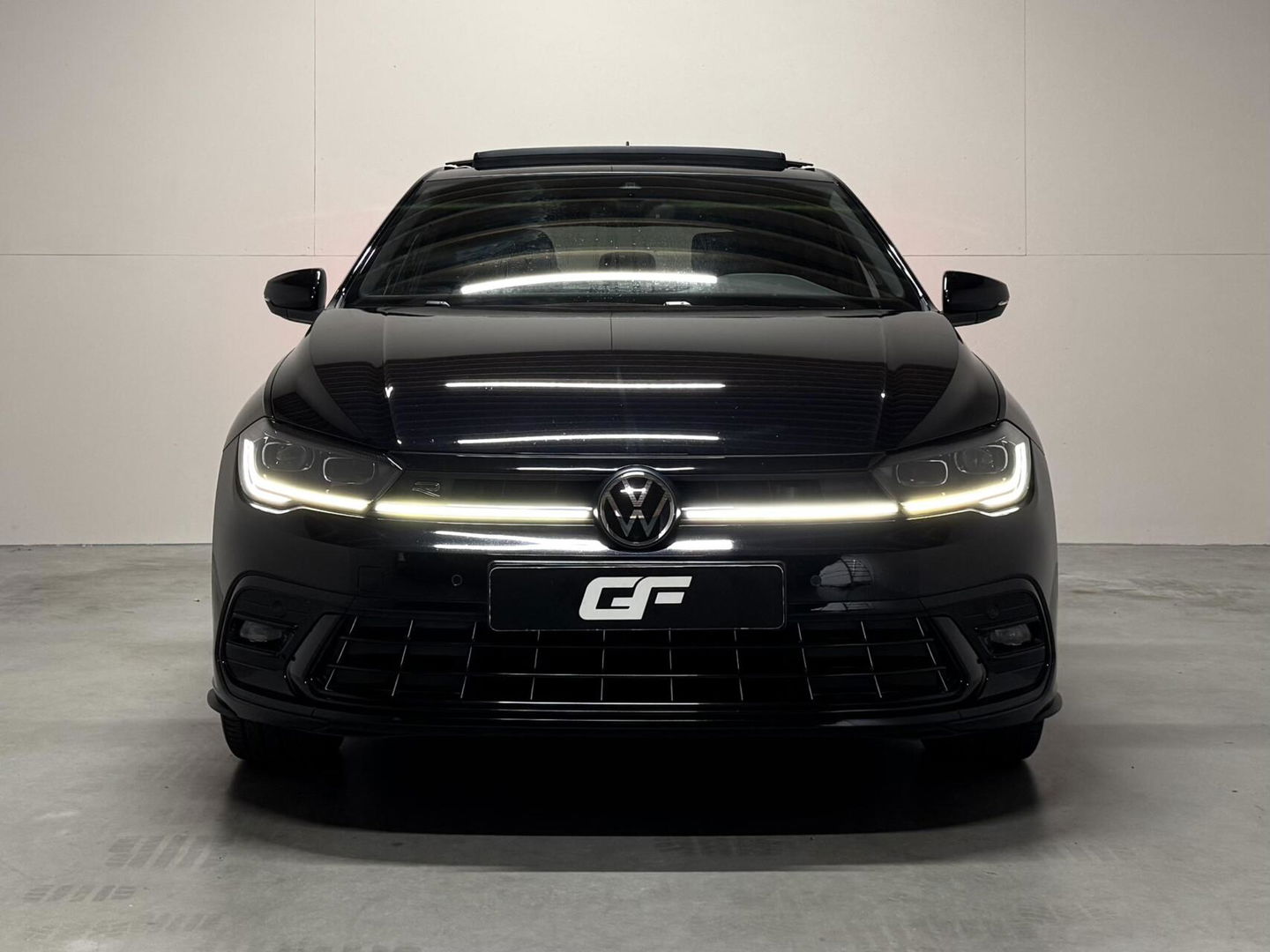 Volkswagen Polo 1.0 TSI R-Line Pano Virtual DSG Carplay NAP