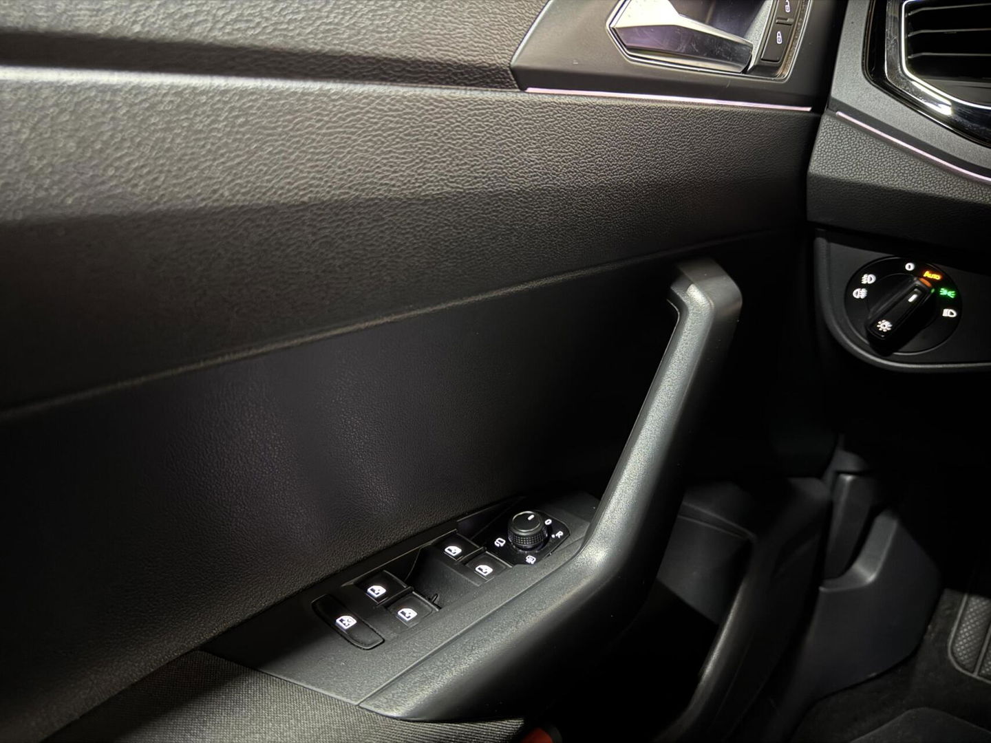 Volkswagen Polo 1.0 TSI R-Line Pano Virtual DSG Carplay NAP