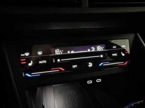 Volkswagen Polo 1.0 TSI R-Line Pano Virtual DSG Carplay NAP