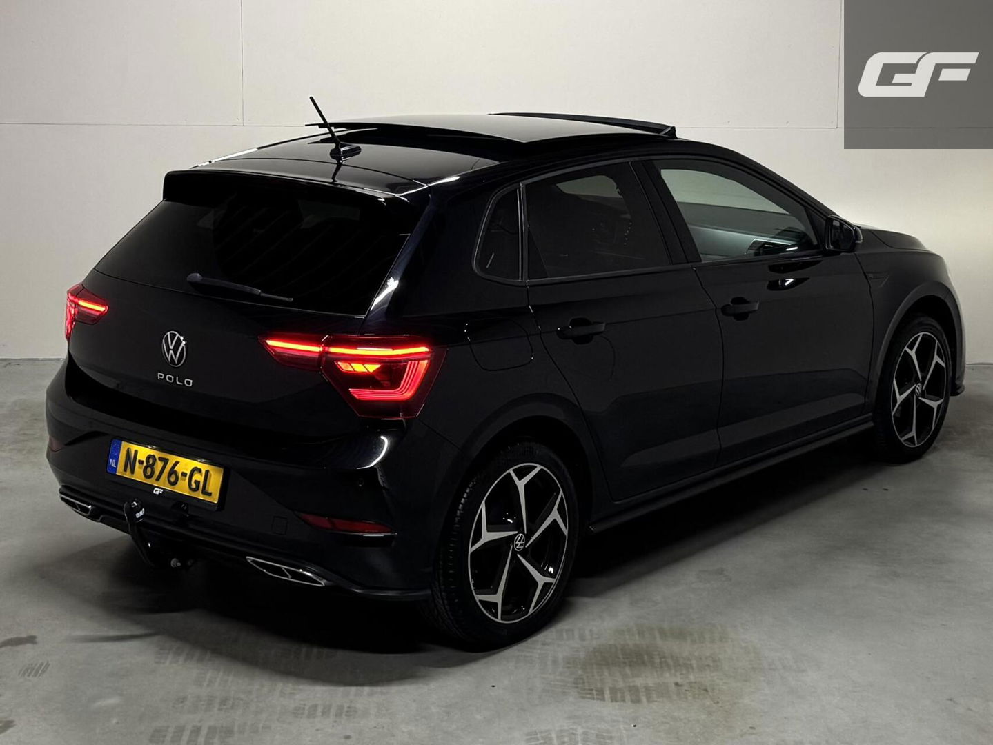 Volkswagen Polo 1.0 TSI R-Line Pano Virtual DSG Carplay NAP