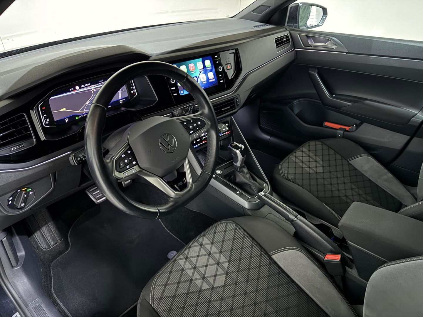 Volkswagen Polo 1.0 TSI R-Line Pano Virtual DSG Carplay NAP