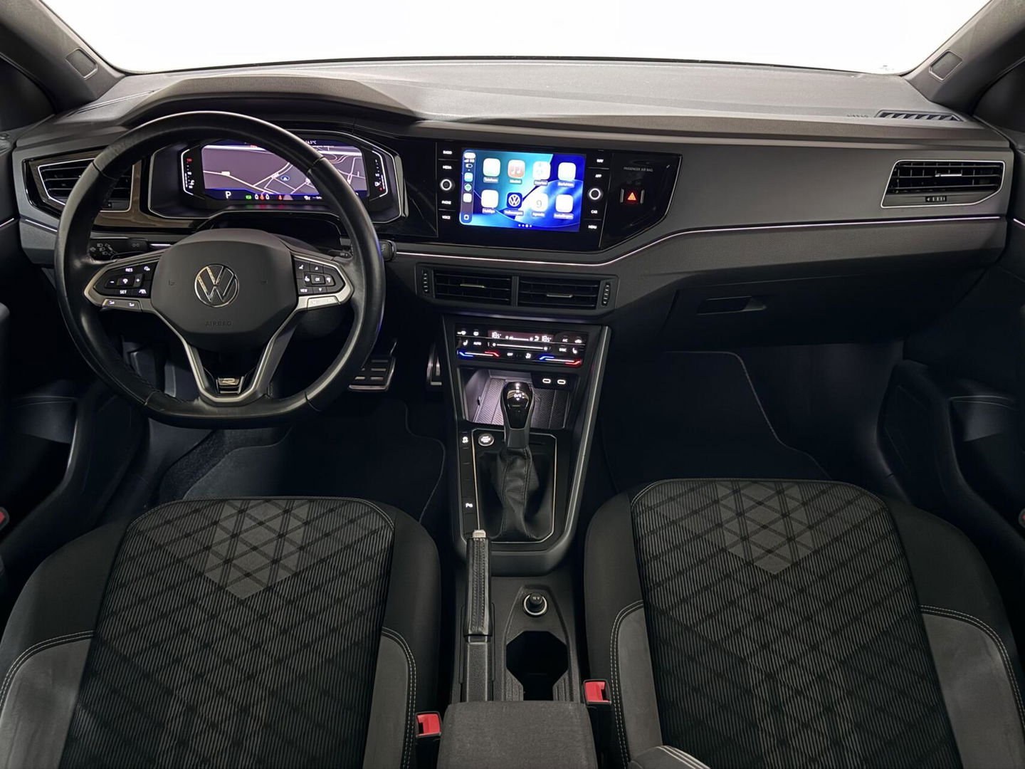 Volkswagen Polo 1.0 TSI R-Line Pano Virtual DSG Carplay NAP