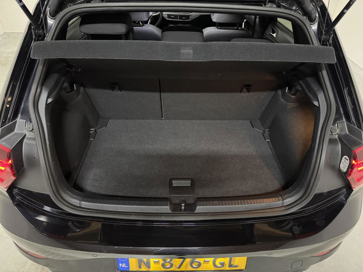 Volkswagen Polo 1.0 TSI R-Line Pano Virtual DSG Carplay NAP