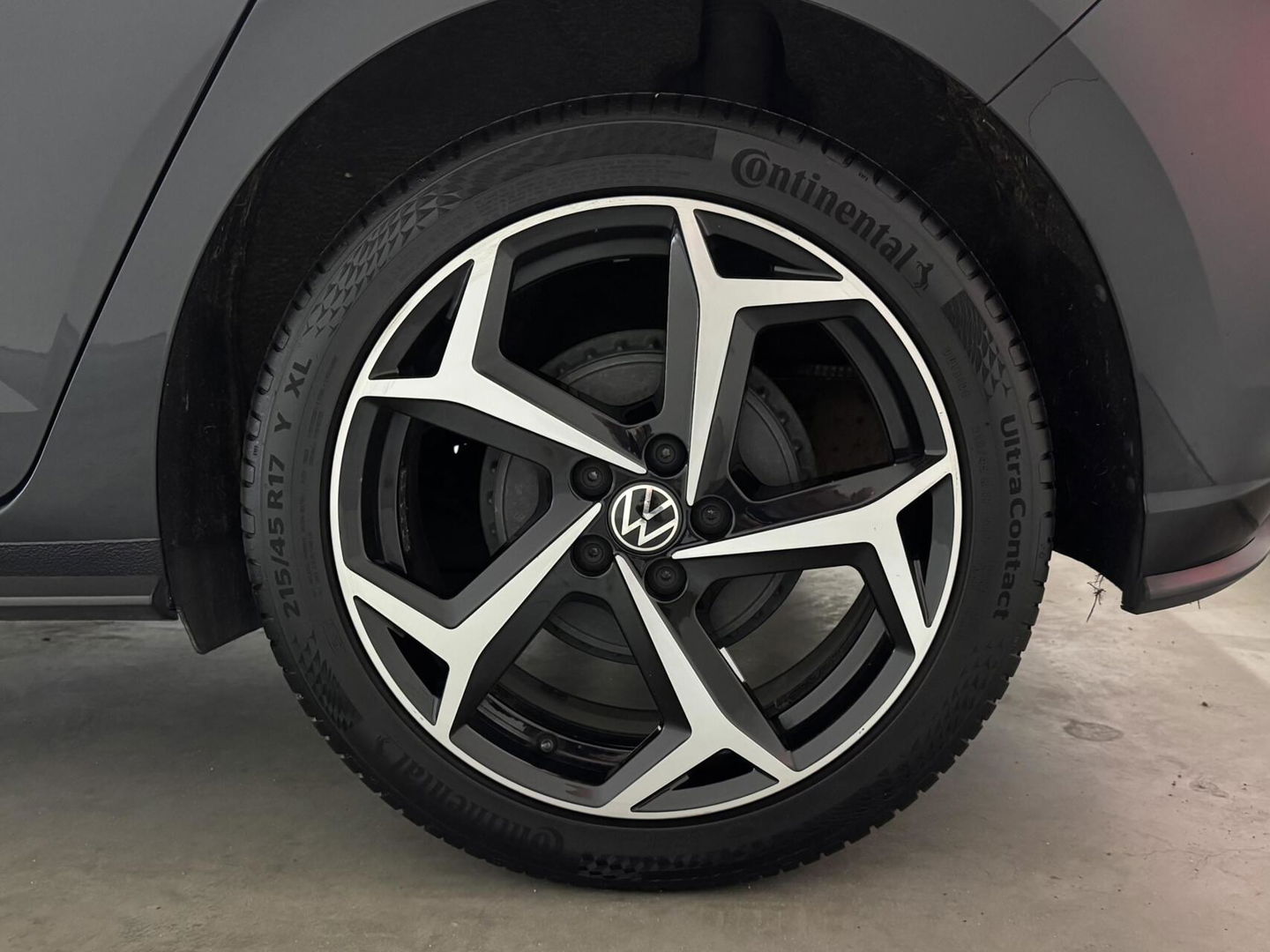 Volkswagen Polo 1.0 TSI R-Line Pano Virtual DSG Carplay NAP