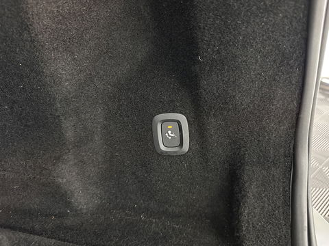 Volvo XC60 2.0 T6 AWD R-Design (Plug-In) (INCL-BTW) Aut. *PANO | LEATHER | FULL-LED | MEMORY-PACK | DIGI-COCKPIT | KEYLESS | CAMERA | BLINDSPOT | HEATED-SPORTSEATS | NAVI-FULLMAP | ECC | PDC | ADAPTIVE-CRUISE | MODEL 2022 | TOWBAR*