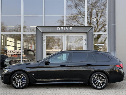 BMW 5 Serie Touring 530e xDrive High Ex. M-Sport |Pano|CoPilot|Integral Act. Steering HUD|Laser|