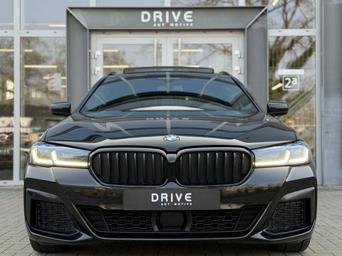 BMW 5 Serie Touring 530e xDrive High Ex. M-Sport |Pano|CoPilot|Integral Act. Steering HUD|Laser|