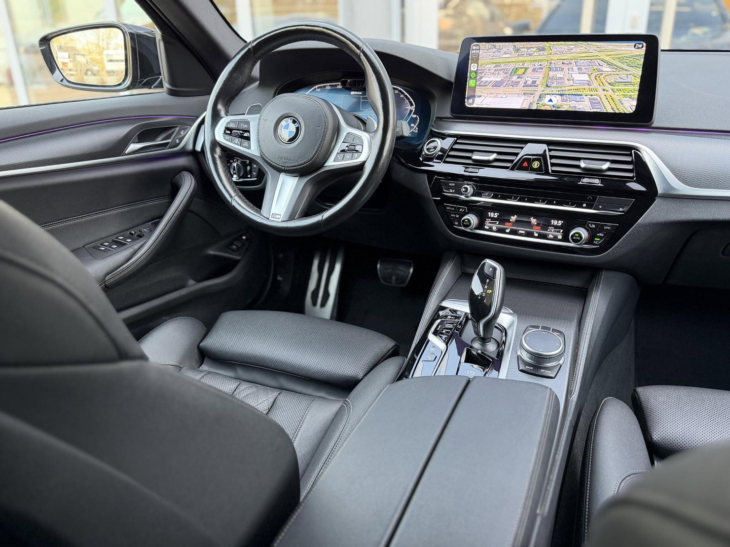 BMW 5 Serie Touring 530e xDrive High Ex. M-Sport |Pano|CoPilot|Integral Act. Steering HUD|Laser|