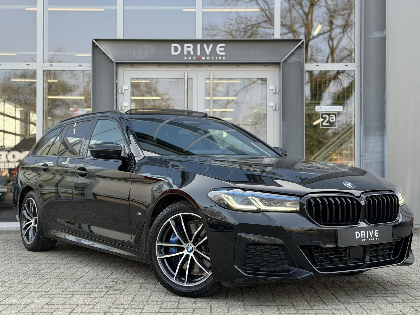 BMW 5 Serie Touring 530e xDrive High Ex. M-Sport |Pano|CoPilot|Integral Act. Steering HUD|Laser|