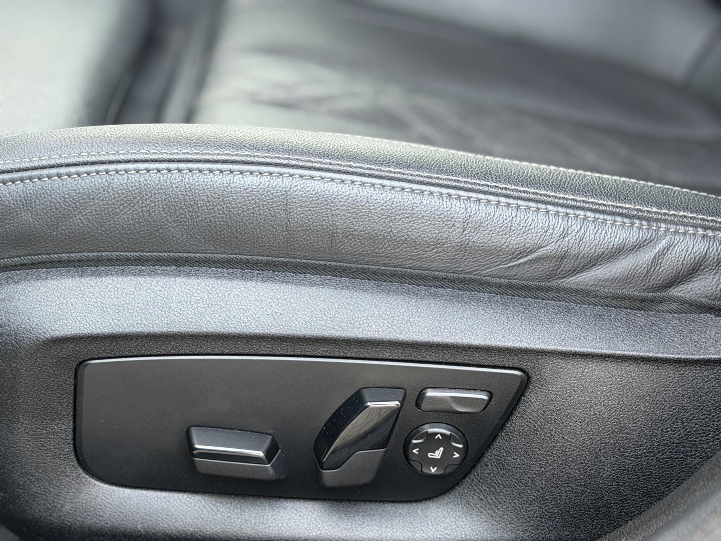 BMW 5 Serie Touring 530e xDrive High Ex. M-Sport |Pano|CoPilot|Integral Act. Steering HUD|Laser|