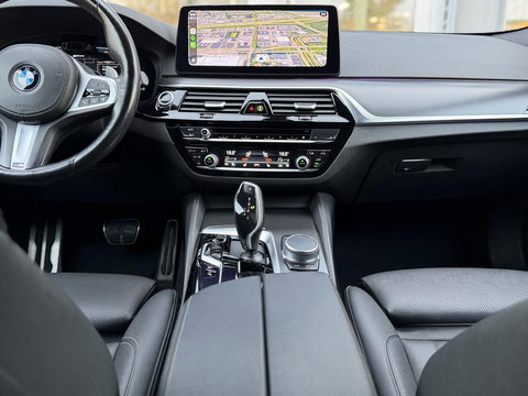 BMW 5 Serie Touring 530e xDrive High Ex. M-Sport |Pano|CoPilot|Integral Act. Steering HUD|Laser|