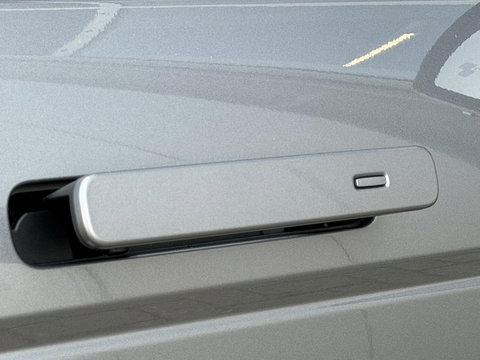 Land Rover Range Rover Evoque 1.5 P300e AWD R-Dynamic SE Black Style|Schuif/kanteldak|Meridian|Winterpakket|Trekhaak