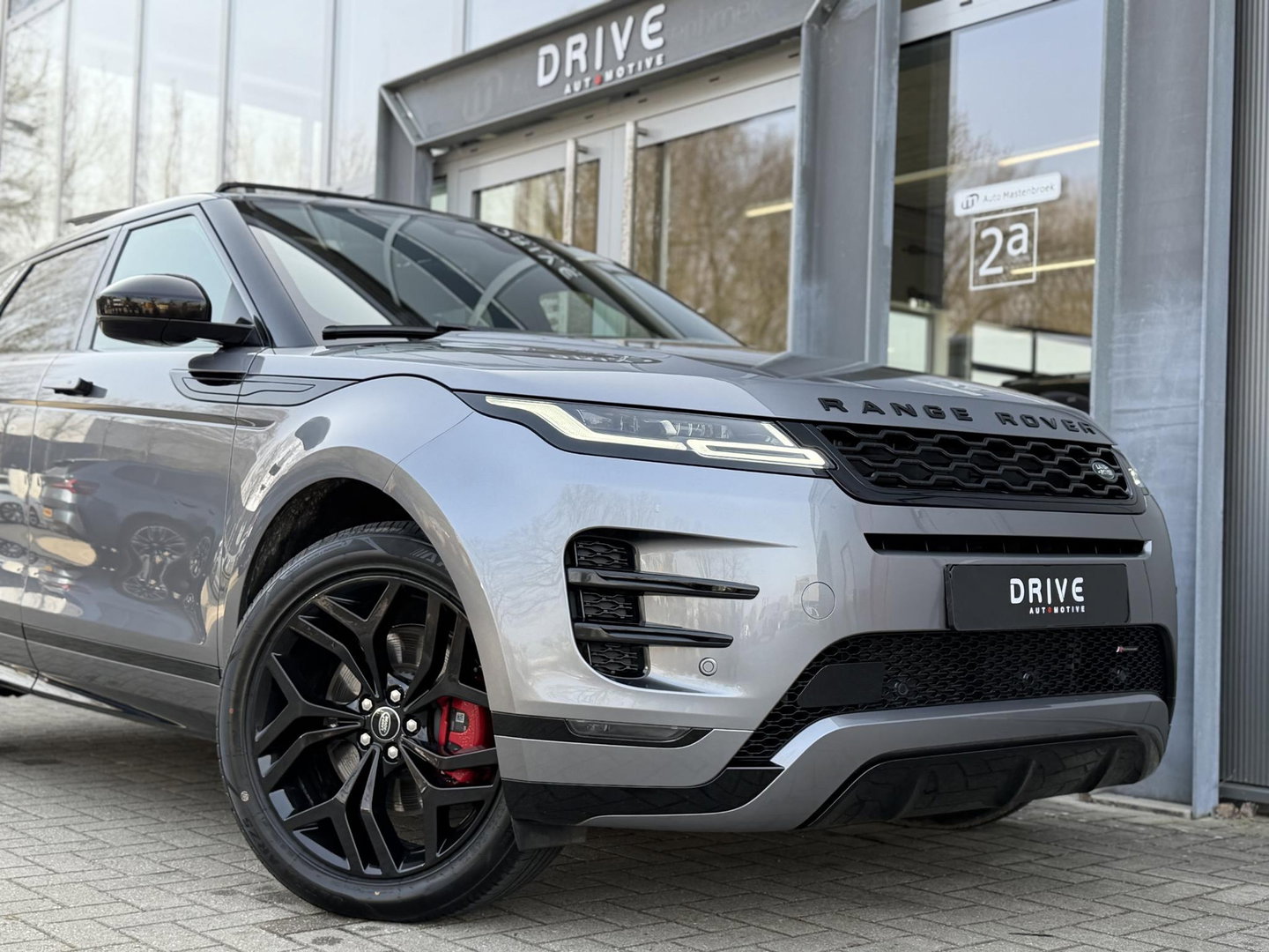 Land Rover Range Rover Evoque 1.5 P300e AWD R-Dynamic SE Black Style|Schuif/kanteldak|Meridian|Winterpakket|Trekhaak