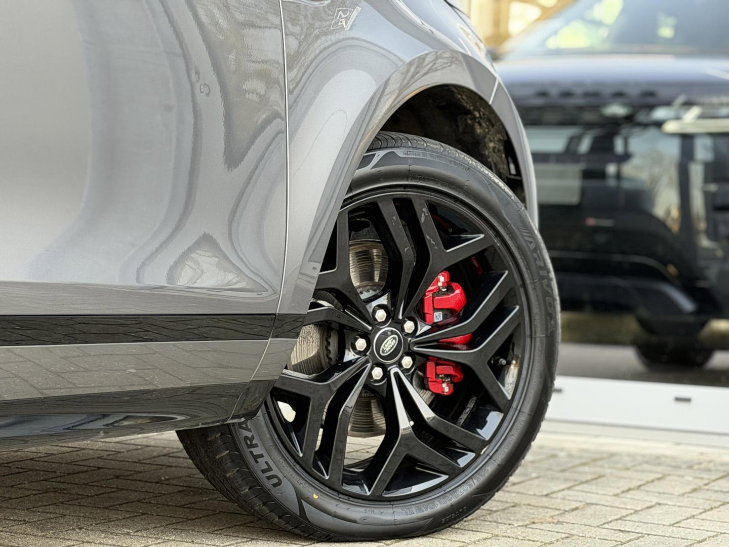 Land Rover Range Rover Evoque 1.5 P300e AWD R-Dynamic SE Black Style|Schuif/kanteldak|Meridian|Winterpakket|Trekhaak