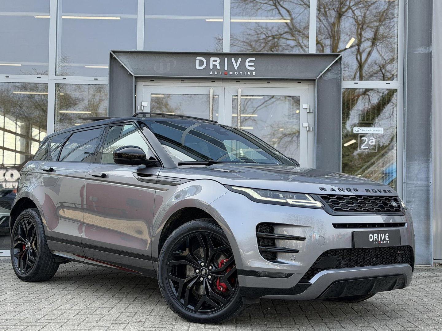 Land Rover Range Rover Evoque 1.5 P300e AWD R-Dynamic SE Black Style|Schuif/kanteldak|Meridian|Winterpakket|Trekhaak