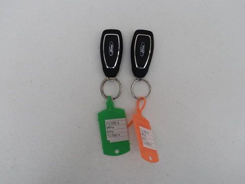 Ford Kuga 2.5 PHEV Vignale | Leder | Head-Up | Stoelverwarming | 360 Camera | Adaptive cruise | Carplay | Achterbankverwarming | 18'' | Navigatie | Full LED | B&O Sound | Park Assist | Keyless | Digital Cockpit | Plug In