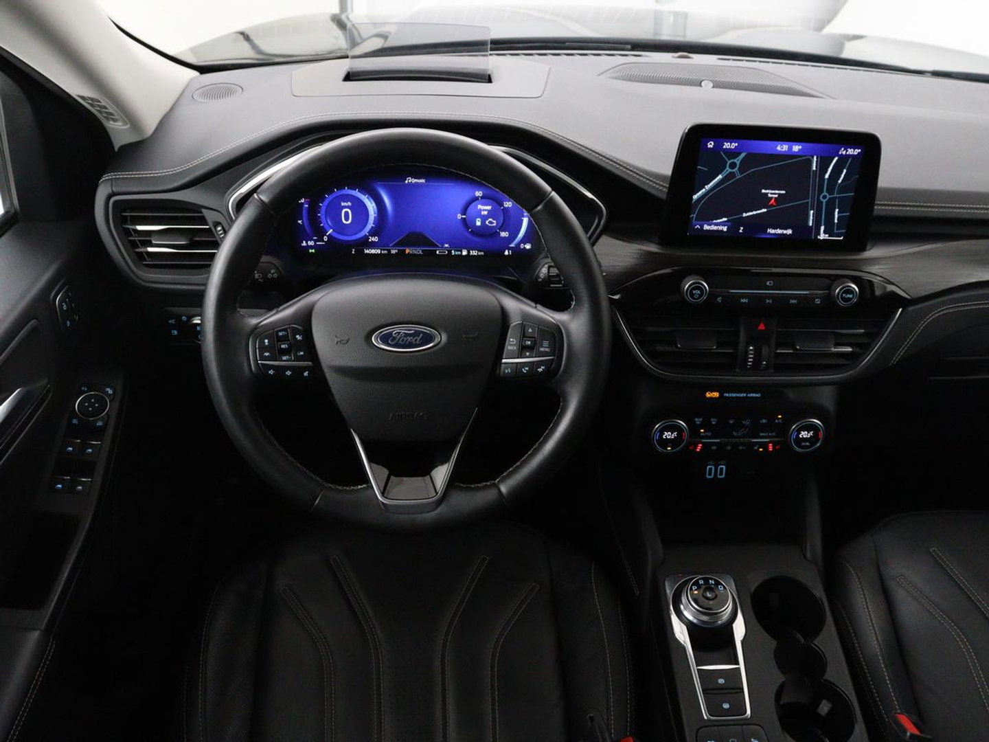 Ford Kuga 2.5 PHEV Vignale | Leder | Head-Up | Stoelverwarming | 360 Camera | Adaptive cruise | Carplay | Achterbankverwarming | 18'' | Navigatie | Full LED | B&O Sound | Park Assist | Keyless | Digital Cockpit | Plug In