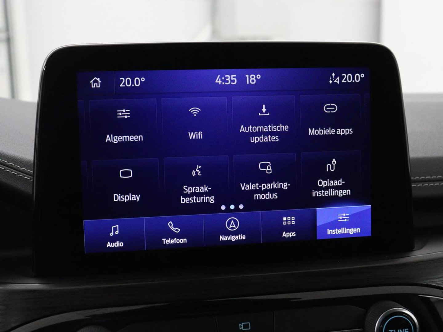 Ford Kuga 2.5 PHEV Vignale | Leder | Head-Up | Stoelverwarming | 360 Camera | Adaptive cruise | Carplay | Achterbankverwarming | 18'' | Navigatie | Full LED | B&O Sound | Park Assist | Keyless | Digital Cockpit | Plug In