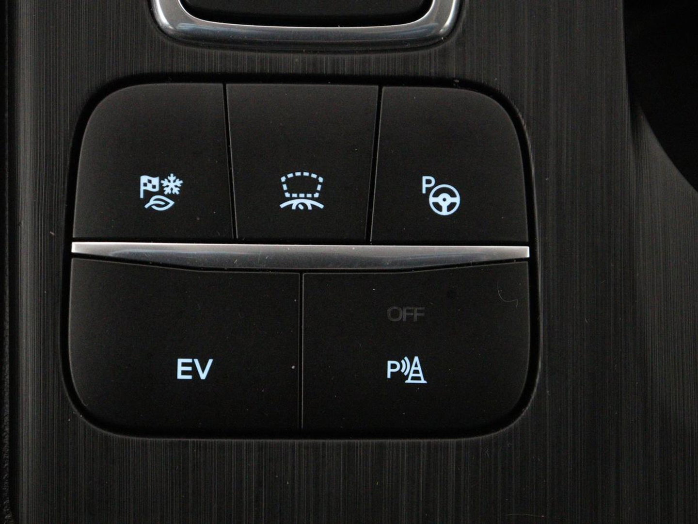 Ford Kuga 2.5 PHEV Vignale | Leder | Head-Up | Stoelverwarming | 360 Camera | Adaptive cruise | Carplay | Achterbankverwarming | 18'' | Navigatie | Full LED | B&O Sound | Park Assist | Keyless | Digital Cockpit | Plug In