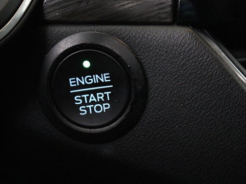 Ford Kuga 2.5 PHEV Vignale | Leder | Head-Up | Stoelverwarming | 360 Camera | Adaptive cruise | Carplay | Achterbankverwarming | 18'' | Navigatie | Full LED | B&O Sound | Park Assist | Keyless | Digital Cockpit | Plug In