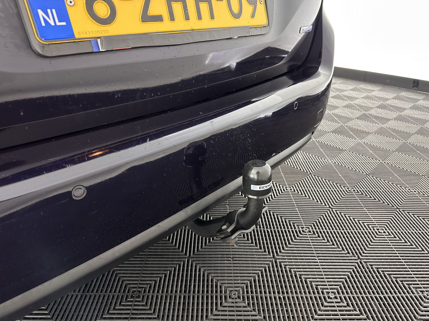 Peugeot 308 SW 1.6 BlueHDI Blue Lease Limited *PANO | NAVI-FULLMAP | CAMERA | COMFORTSEATS | ECC | PDC | CRUISE | TOWBAR*