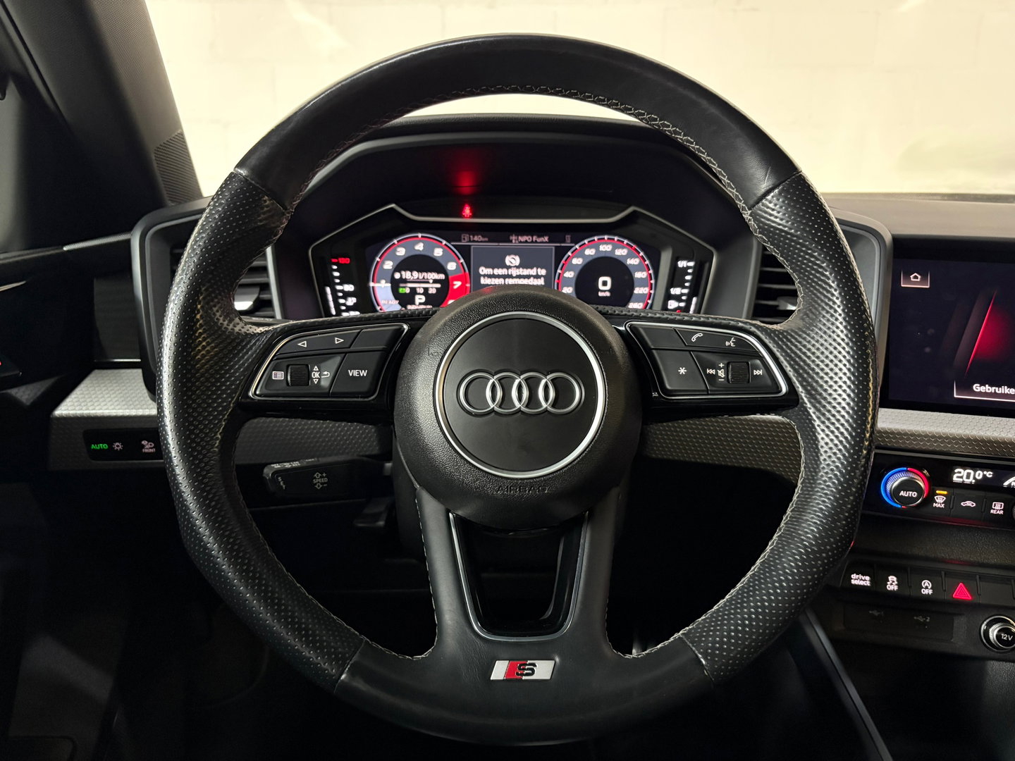 Audi A1 Sportback 30 TFSI S edition Keyless*Lane-assist