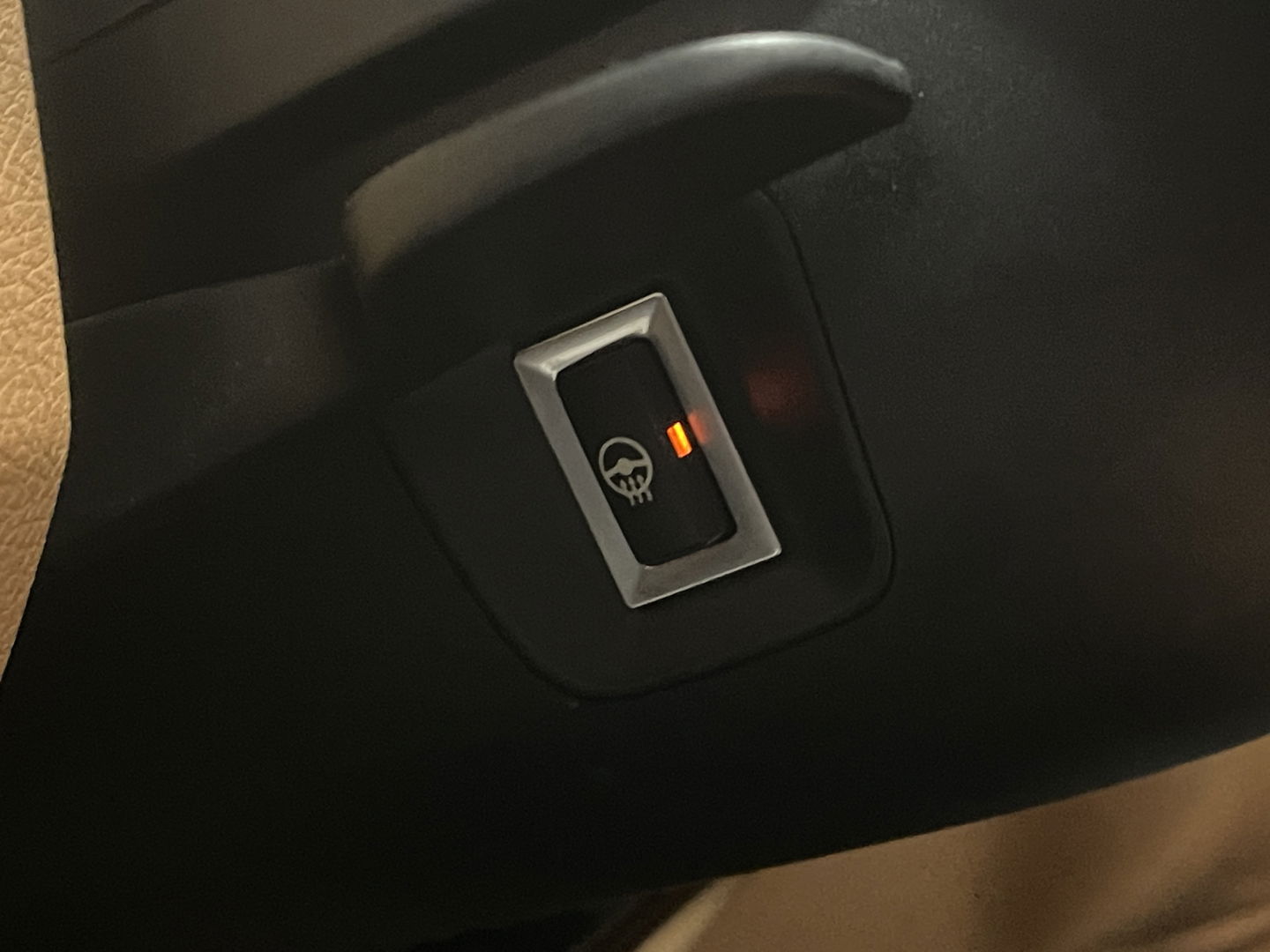 BMW 3-serie 320i Edition Luxury Line Purity Executive | Origineel Nederlands | Panoramadak | Cruise Control | Keyless | Parkeersensoren | Stoelverwarming | Stuurverwarming | Navigatie | Bluetooth