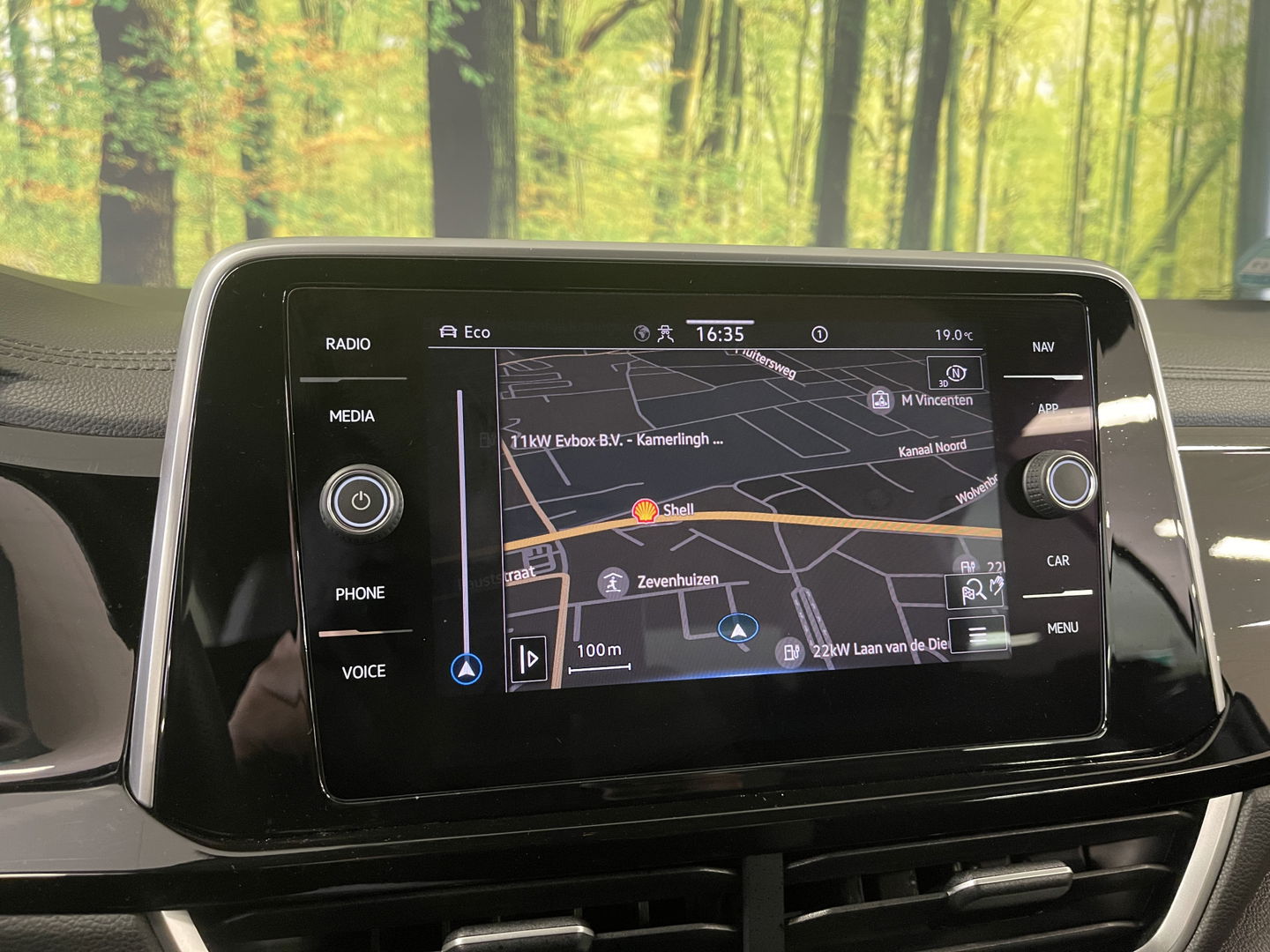 Volkswagen T-Roc Cabrio 1.5 TSI R-Line | Apple Carplay | Android Auto | Stuurverwarming | Stoelverwarming | Camera | Adaptieve Cruise Control | Lane Assist | Dodehoeksensor | DAB |