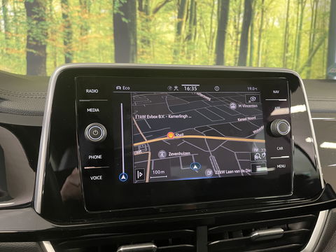 Volkswagen T-Roc Cabrio 1.5 TSI R-Line | Apple Carplay | Android Auto | Stuurverwarming | Stoelverwarming | Camera | Adaptieve Cruise Control | Lane Assist | Dodehoeksensor | DAB |