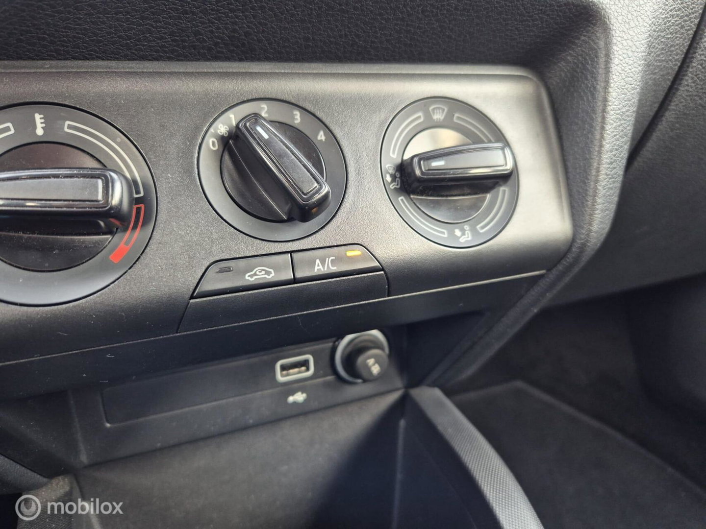 Škoda Fabia Combi 1.0 TSI Business Edition, Navi, Carplay