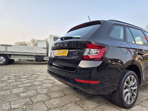 Škoda Fabia Combi 1.0 TSI Business Edition, Navi, Carplay