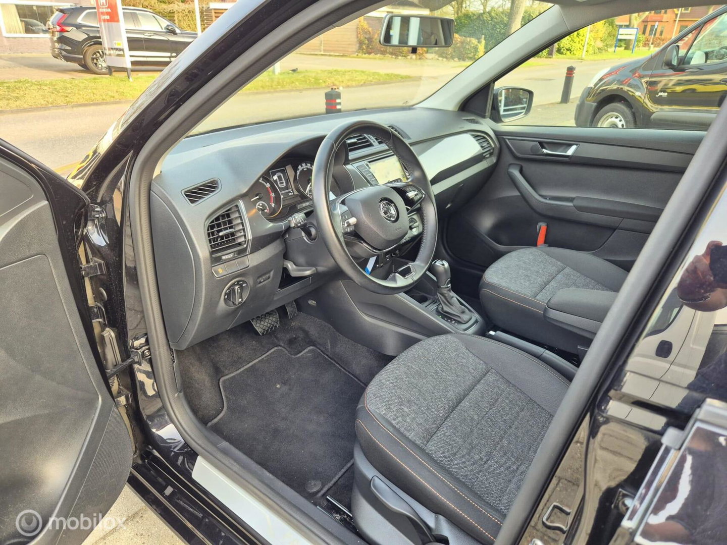 Škoda Fabia Combi 1.0 TSI Business Edition, Navi, Carplay
