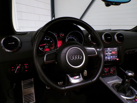 Audi TT Roadster 2.0 TFSI S-Line Cognac-Leer Stoelverwarming Garantie 19"Velgen Bluetooth Xenon DAB Parkeersensoren Cruise-control
