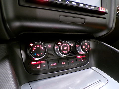 Audi TT Roadster 2.0 TFSI S-Line Cognac-Leer Stoelverwarming Garantie 19"Velgen Bluetooth Xenon DAB Parkeersensoren Cruise-control