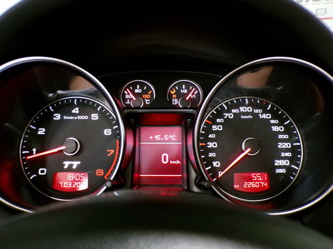 Audi TT Roadster 2.0 TFSI S-Line Cognac-Leer Stoelverwarming Garantie 19"Velgen Bluetooth Xenon DAB Parkeersensoren Cruise-control