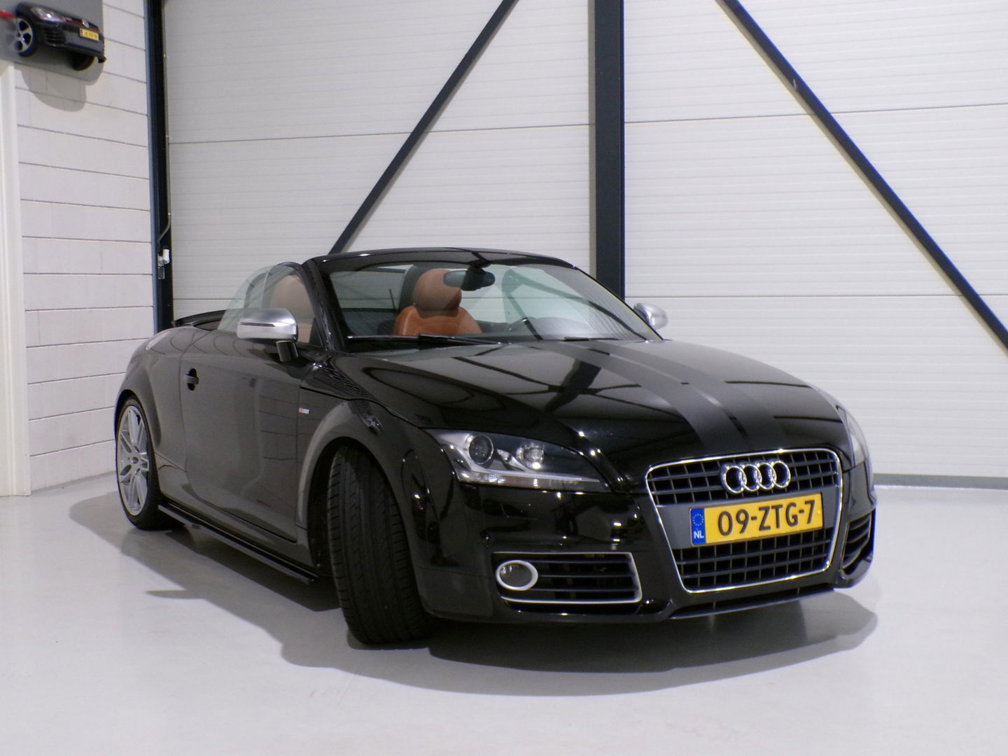 Audi TT Roadster 2.0 TFSI S-Line Cognac-Leer Stoelverwarming Garantie 19"Velgen Bluetooth Xenon DAB Parkeersensoren Cruise-control