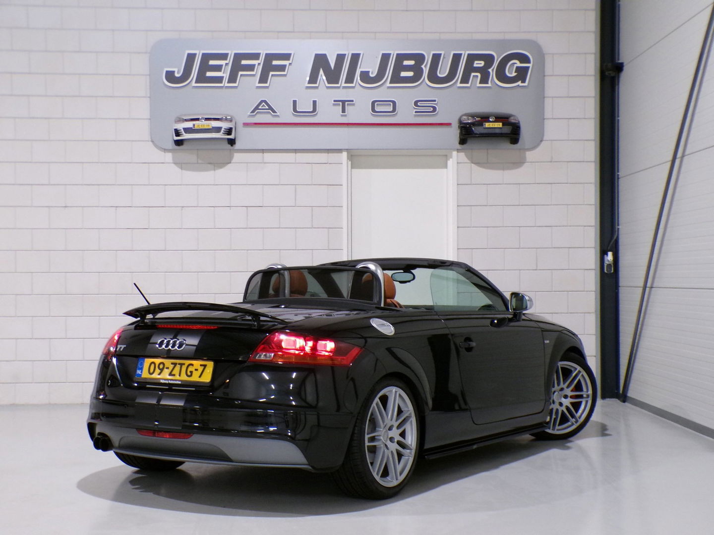 Audi TT Roadster 2.0 TFSI S-Line Cognac-Leer Stoelverwarming Garantie 19"Velgen Bluetooth Xenon DAB Parkeersensoren Cruise-control