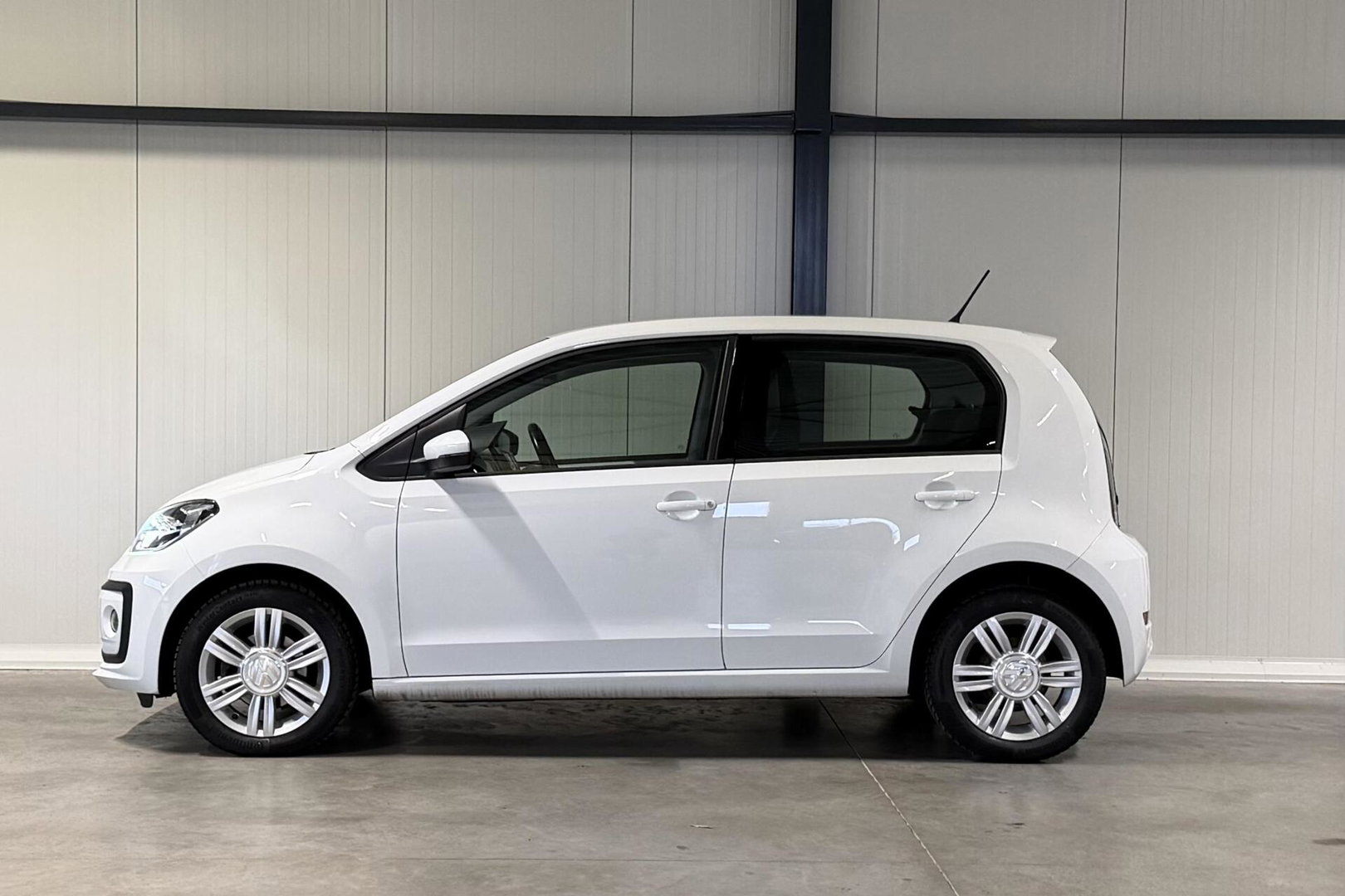 Volkswagen up! 1.0 BMT high up! Clima Cruise Stoelverwarming