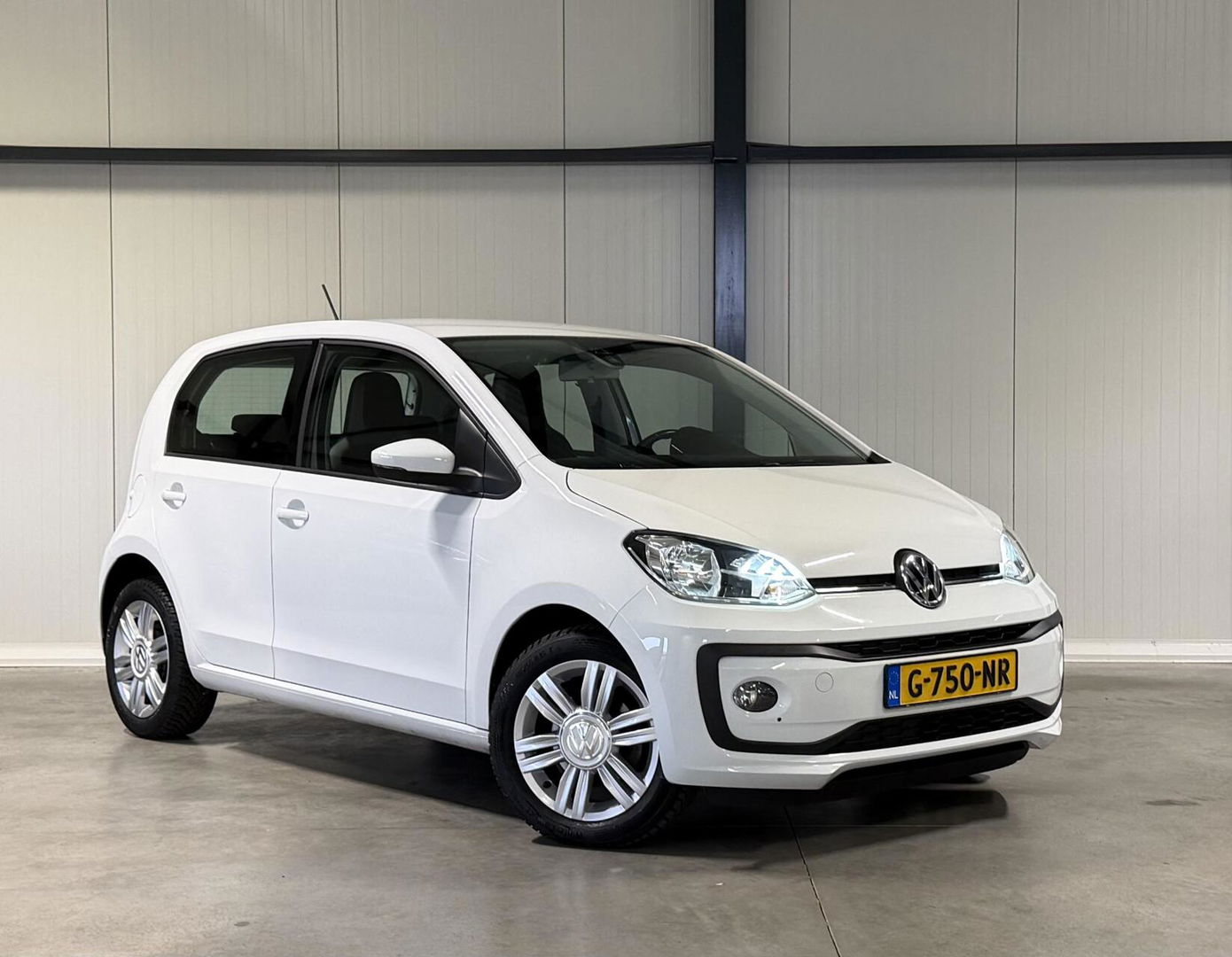 Volkswagen up! 1.0 BMT high up! Clima Cruise Stoelverwarming