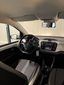 Volkswagen up! 1.0 BMT high up! Clima Cruise Stoelverwarming