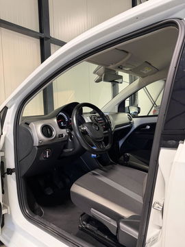Volkswagen up! 1.0 BMT high up! Clima Cruise Stoelverwarming
