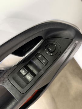 Volkswagen up! 1.0 BMT high up! Clima Cruise Stoelverwarming