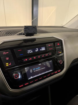 Volkswagen up! 1.0 BMT high up! Clima Cruise Stoelverwarming