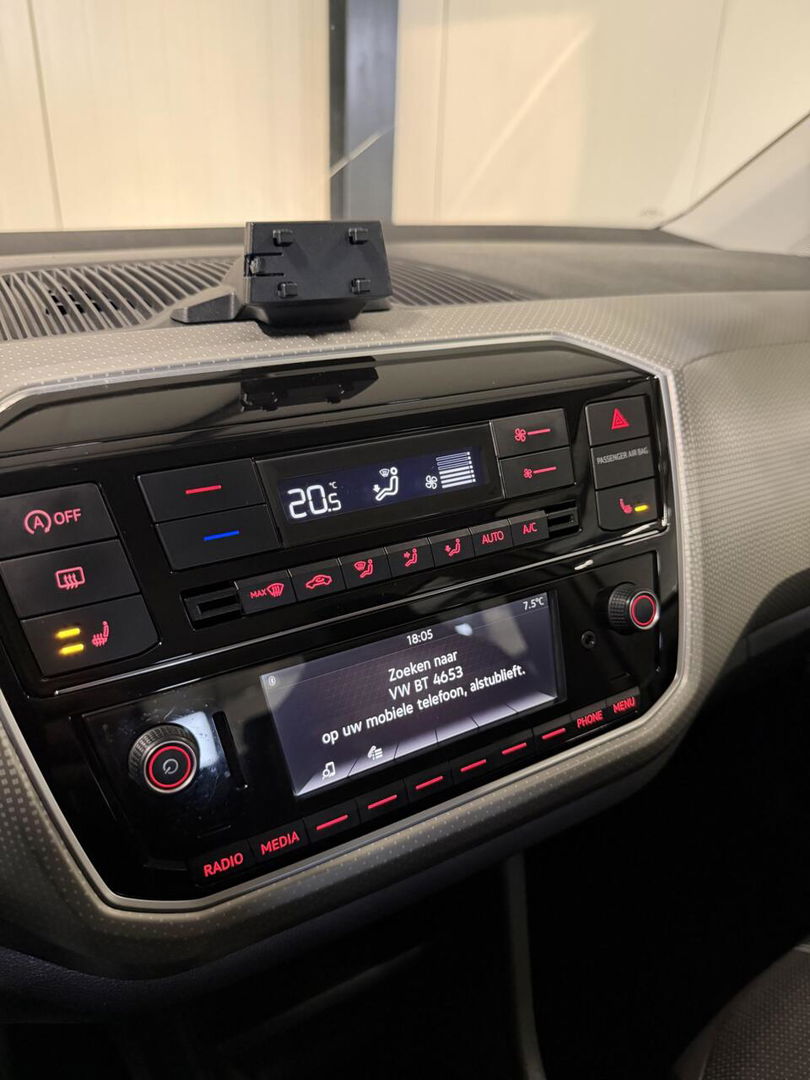 Volkswagen up! 1.0 BMT high up! Clima Cruise Stoelverwarming