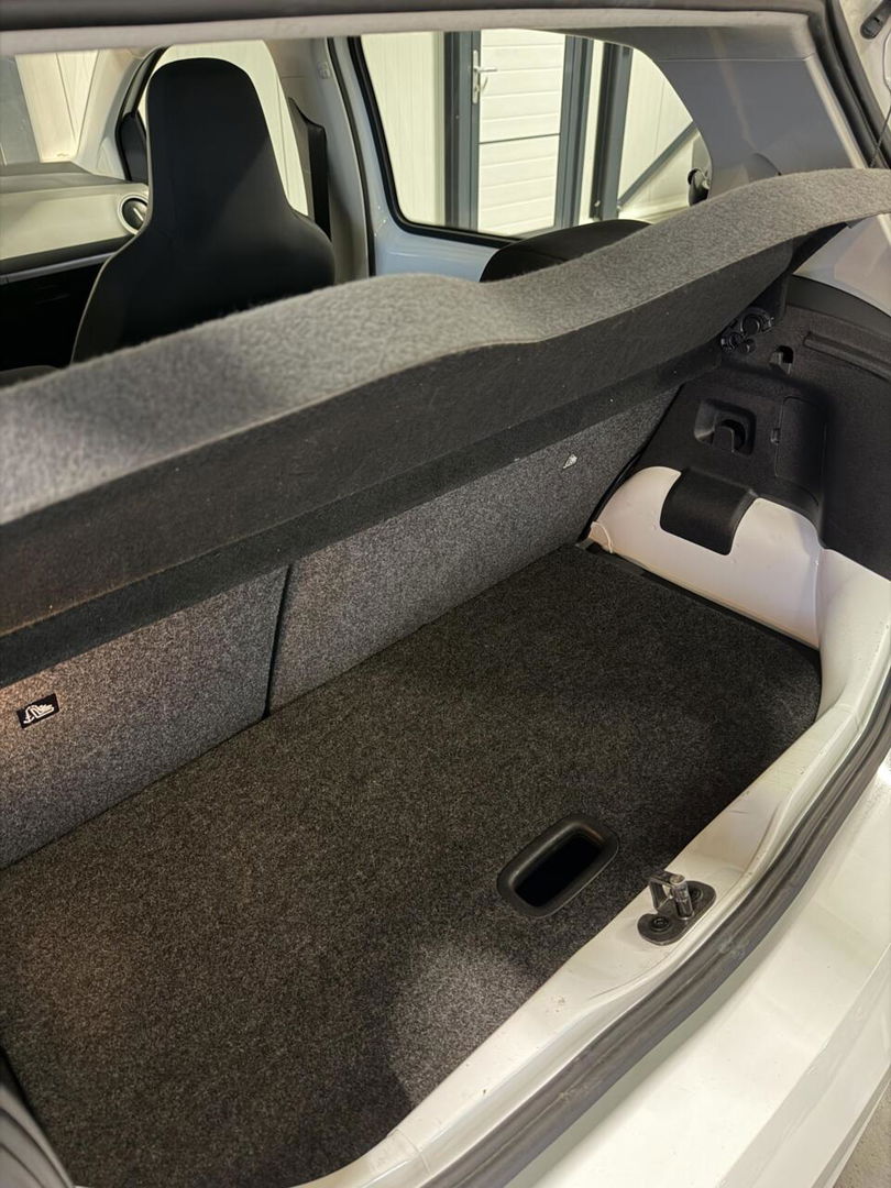 Volkswagen up! 1.0 BMT high up! Clima Cruise Stoelverwarming