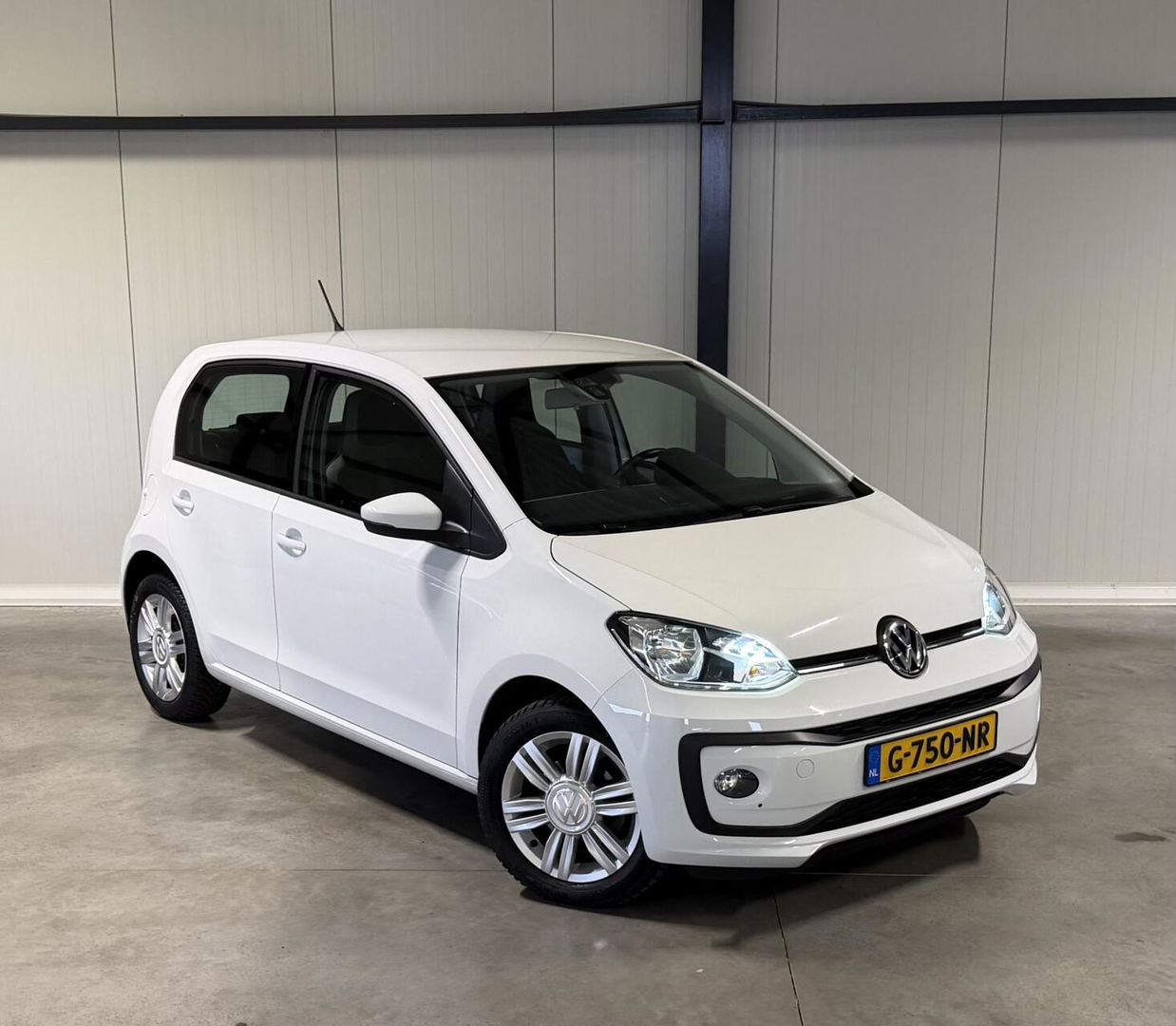 Volkswagen up! 1.0 BMT high up! Clima Cruise Stoelverwarming