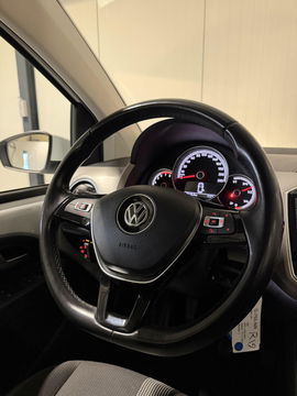 Volkswagen up! 1.0 BMT high up! Clima Cruise Stoelverwarming