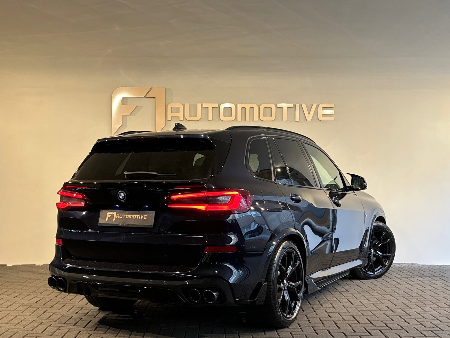 BMW X5 XDrive45e High Executive M Sport Pano|HuD|keyl|Trekhaak
